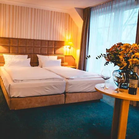 Marschall Duroc Hotel