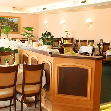 Marschall Duroc Hotel 4*