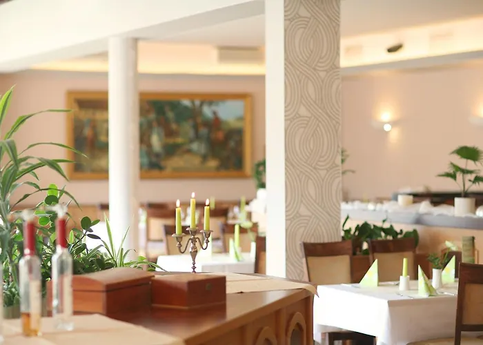 Hotel Marschall Duroc 4*